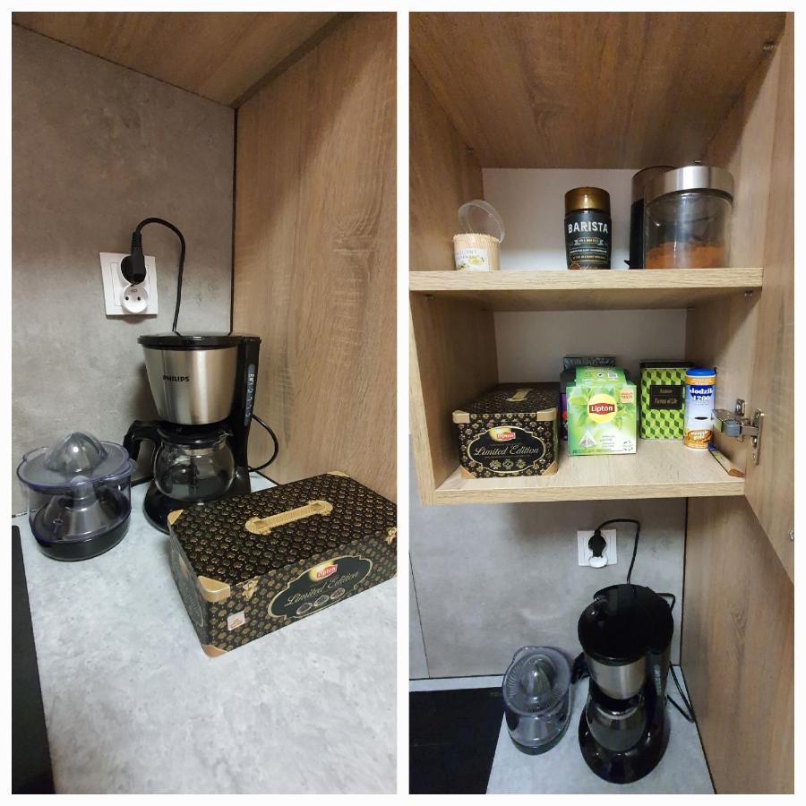Fajny Apartament Z Parkingiem, Obok Metra. Варшава Экстерьер фото